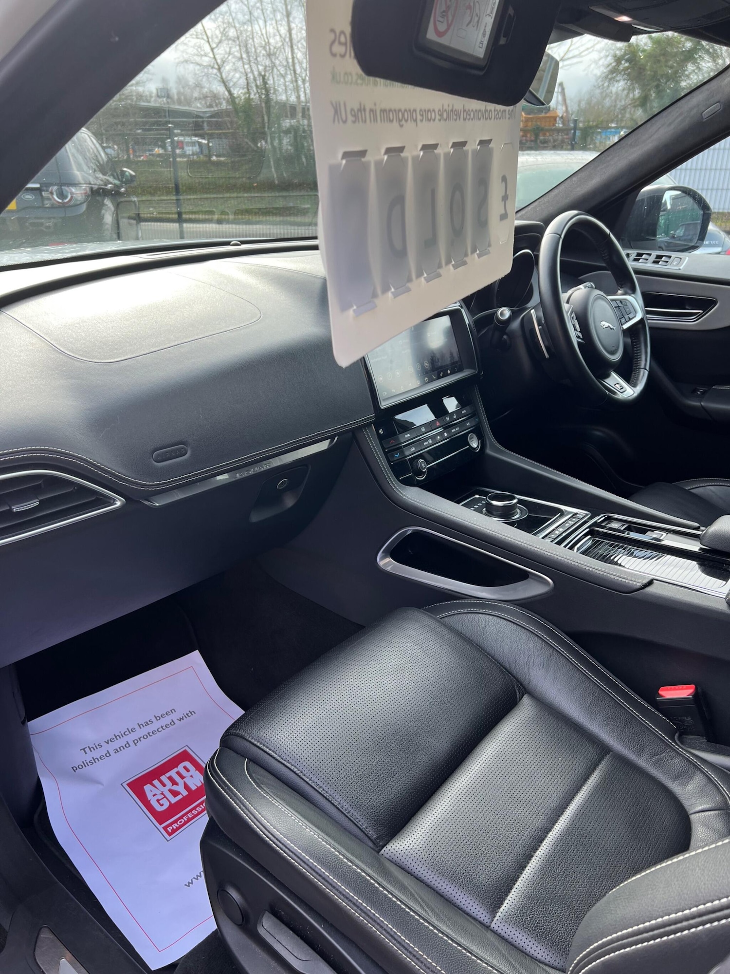 Used Jaguar F-Pace 2018 for sale - 77965377: Photo 17