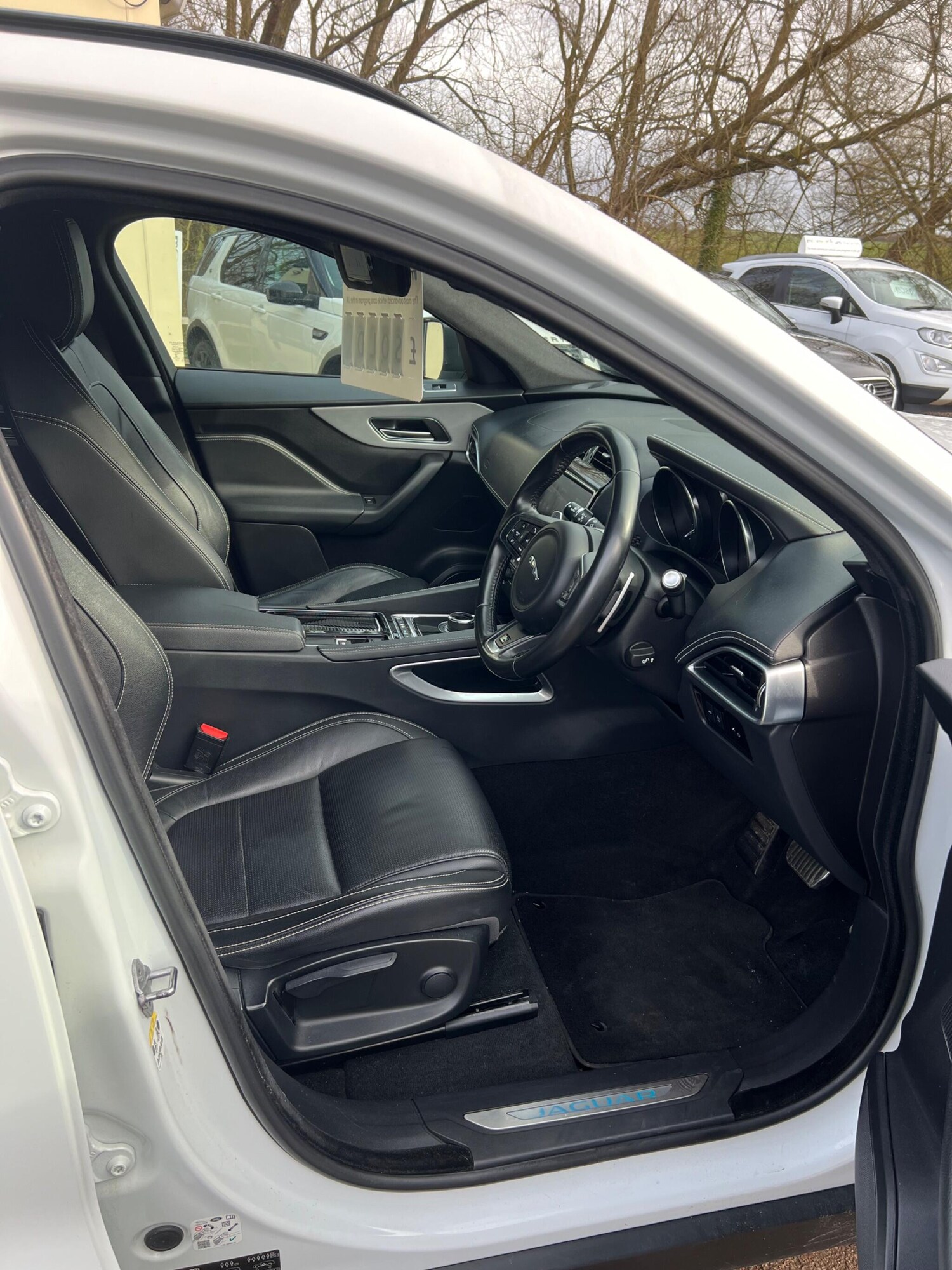 Used Jaguar F-Pace 2018 for sale - 77965377: Photo 18