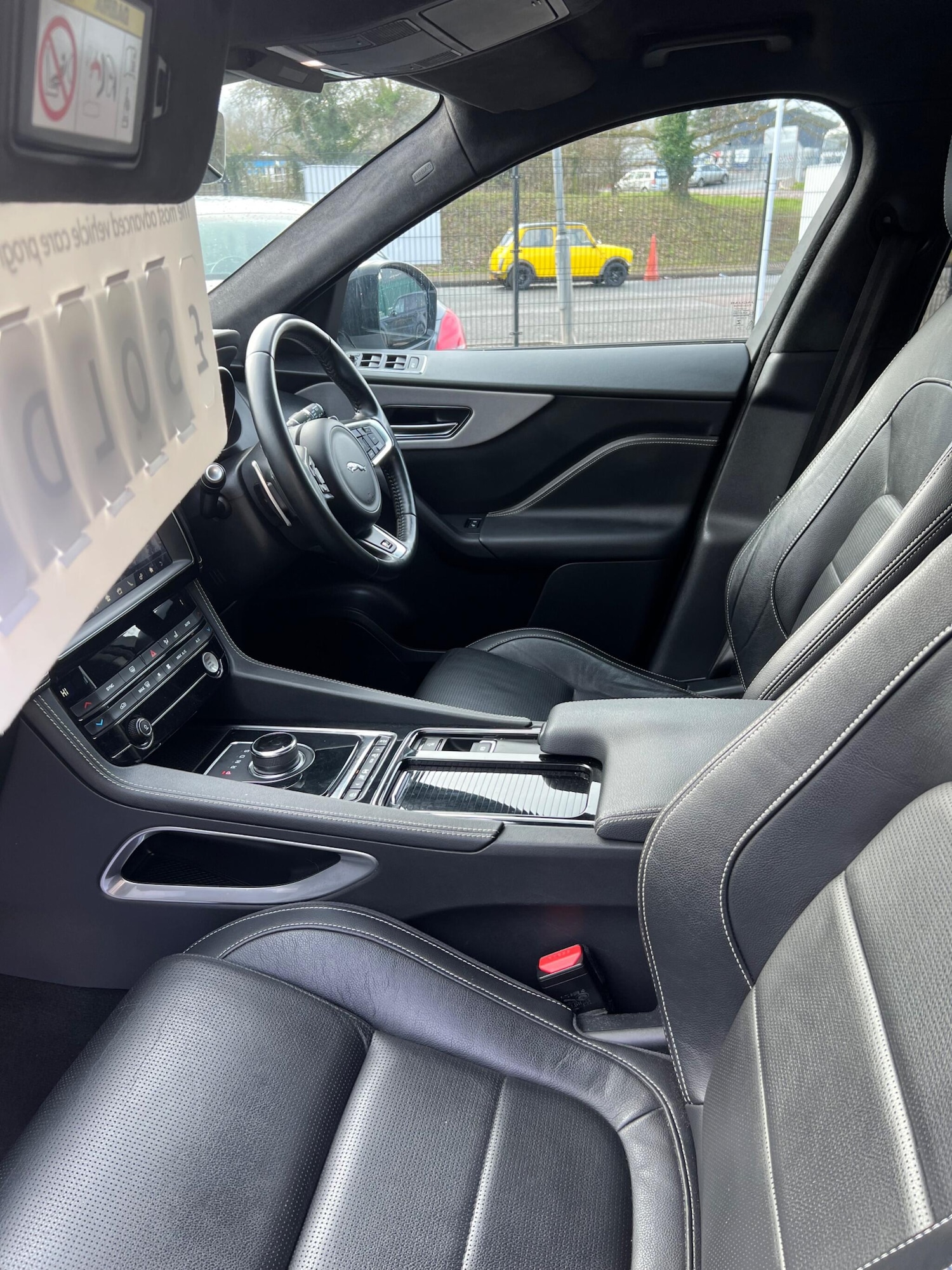 Used Jaguar F-Pace 2018 for sale - 77965377: Photo 43