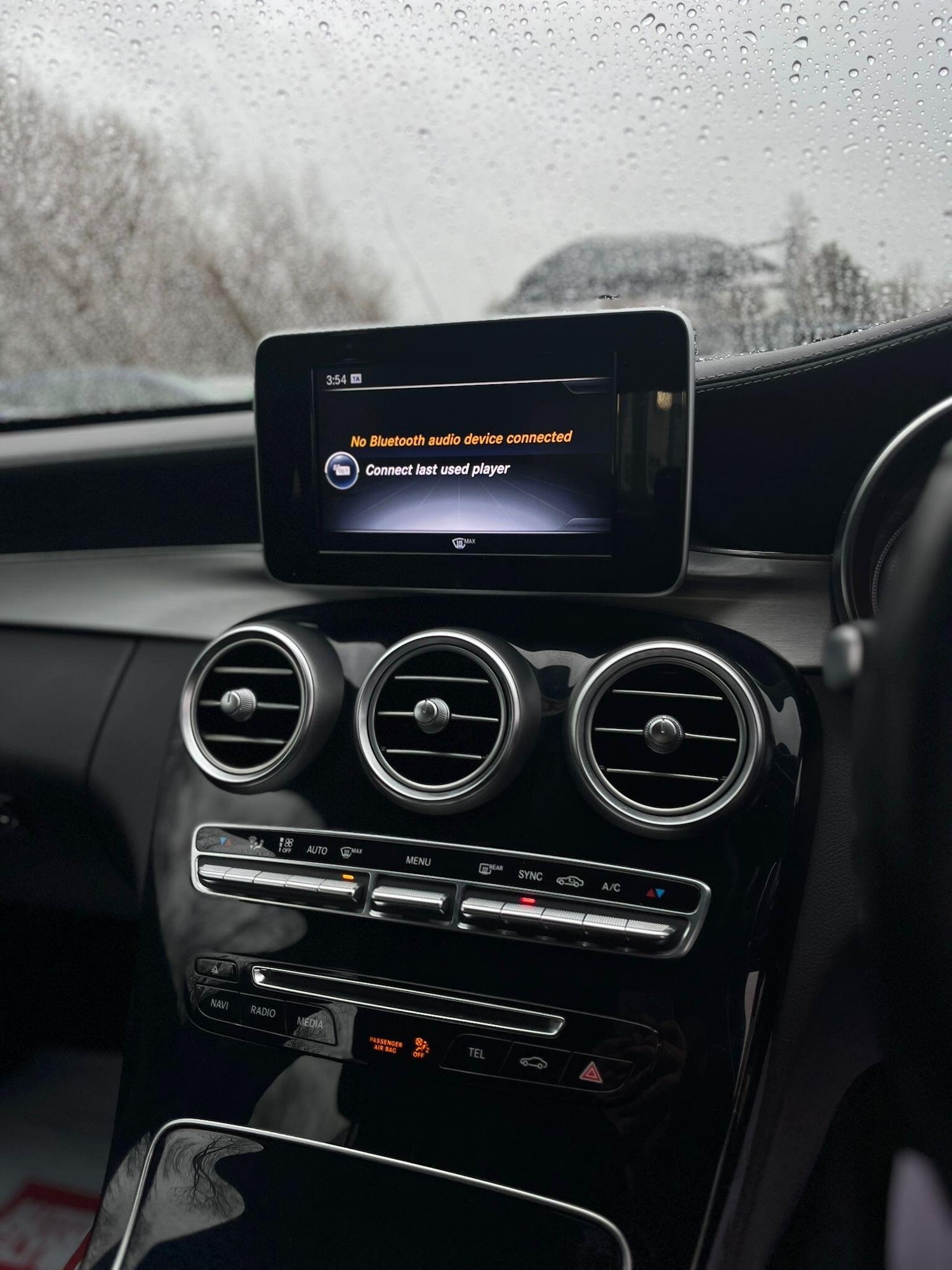 Used Mercedes-Benz C Class 2015 for sale - 77965371: Photo 32