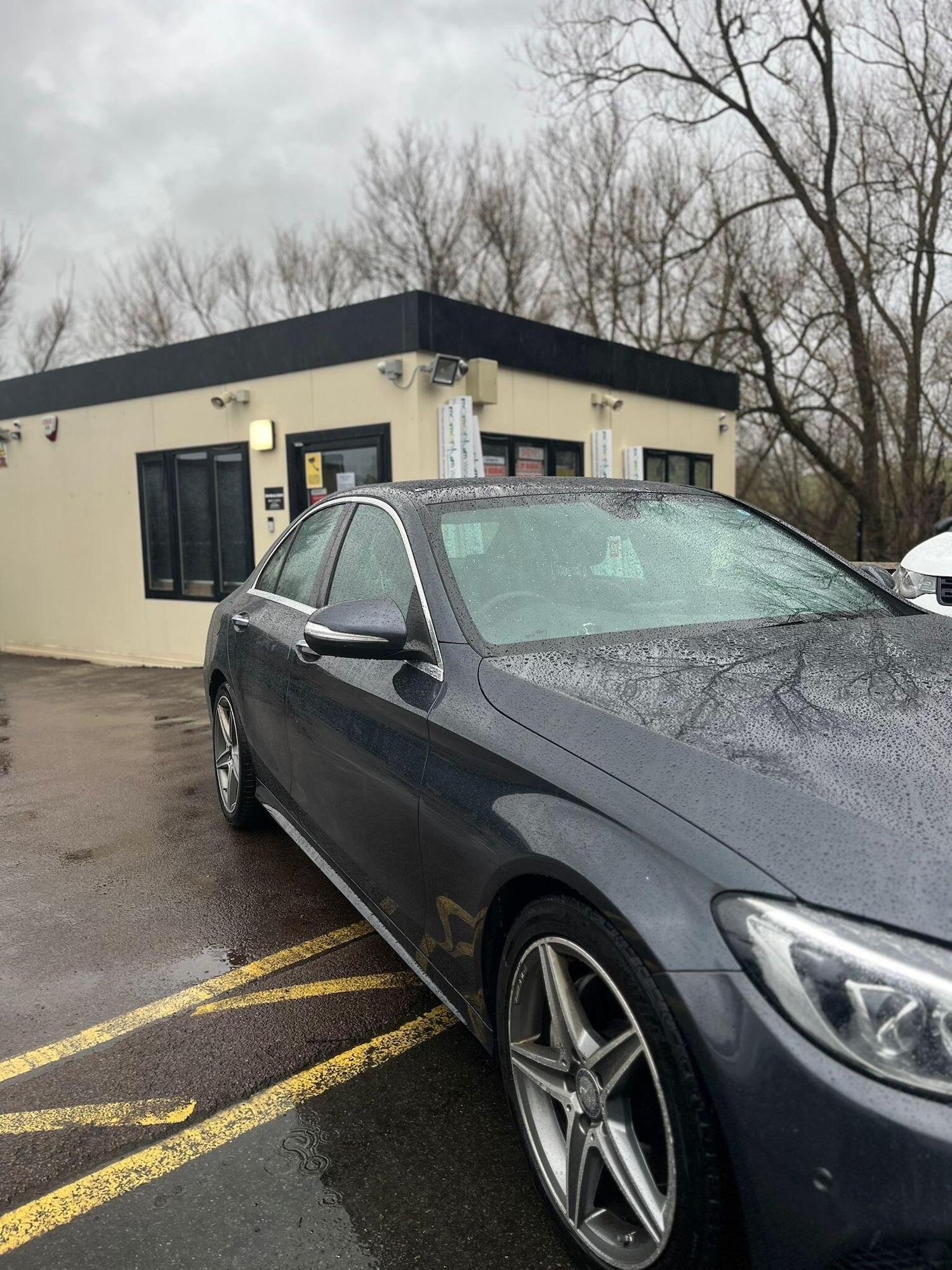 Used Mercedes-Benz C Class 2015 for sale - 77965371: Photo 5