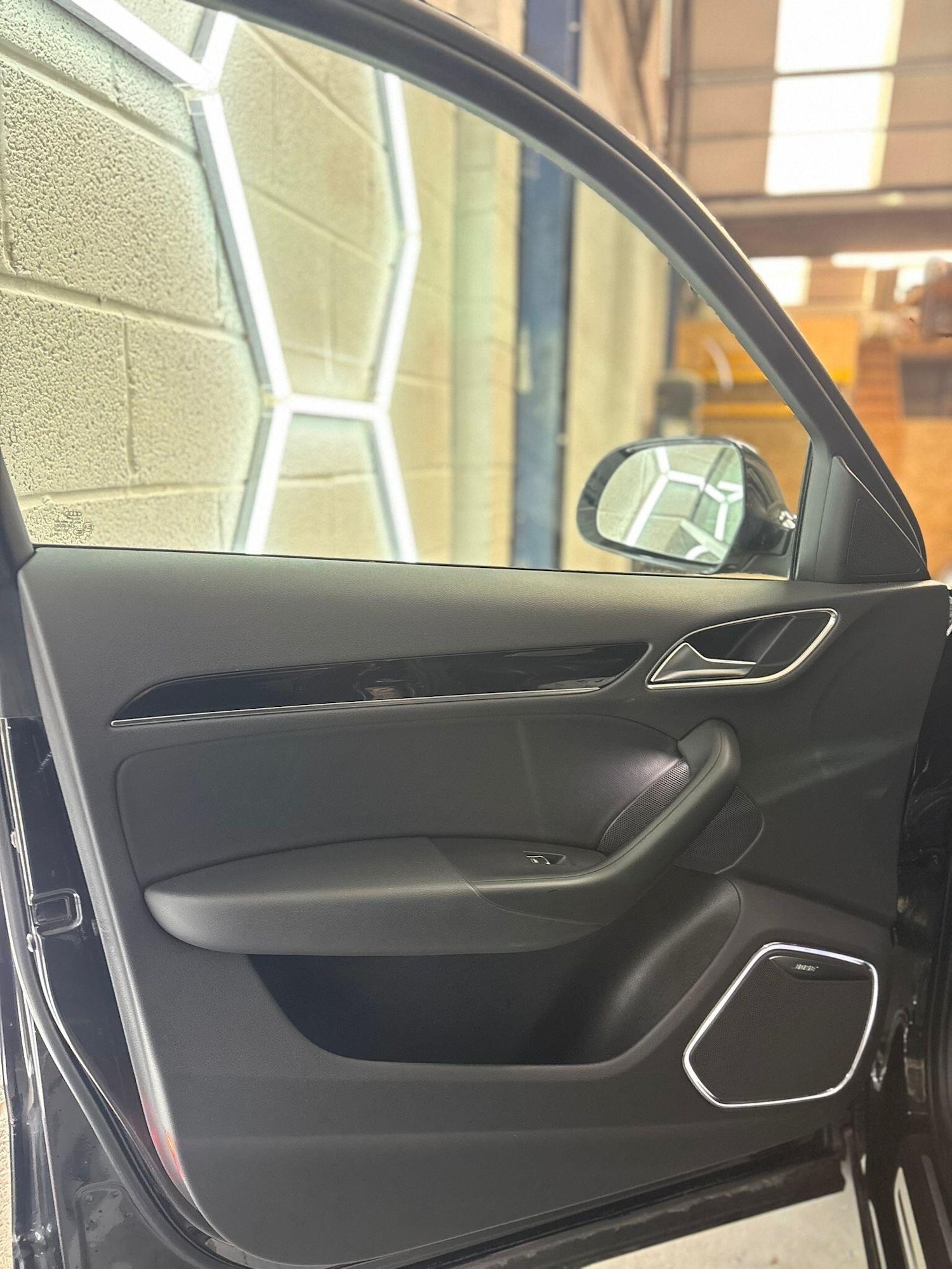 Used Audi RS Q3 2014 for sale - 77040756: Photo 10