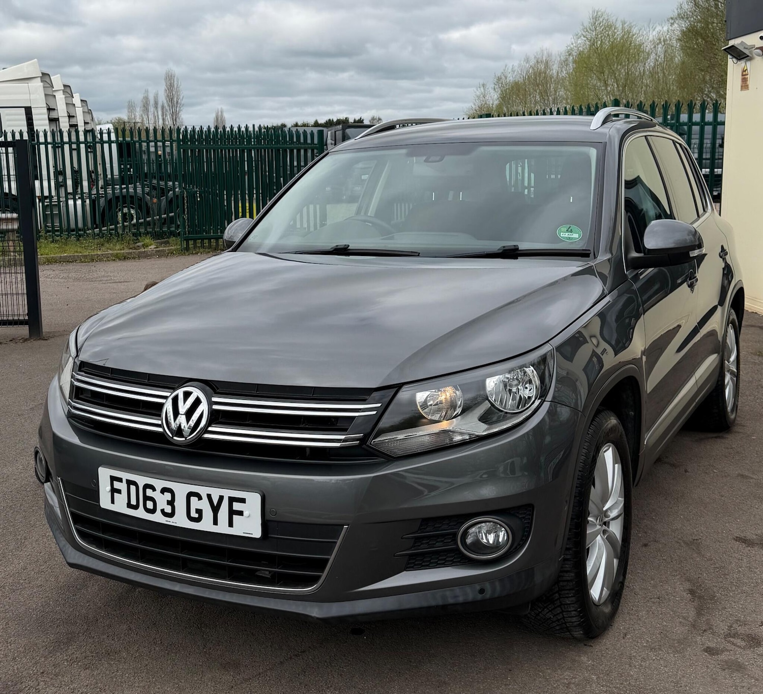 Used Volkswagen Tiguan for sale - 78115828: Photo 5