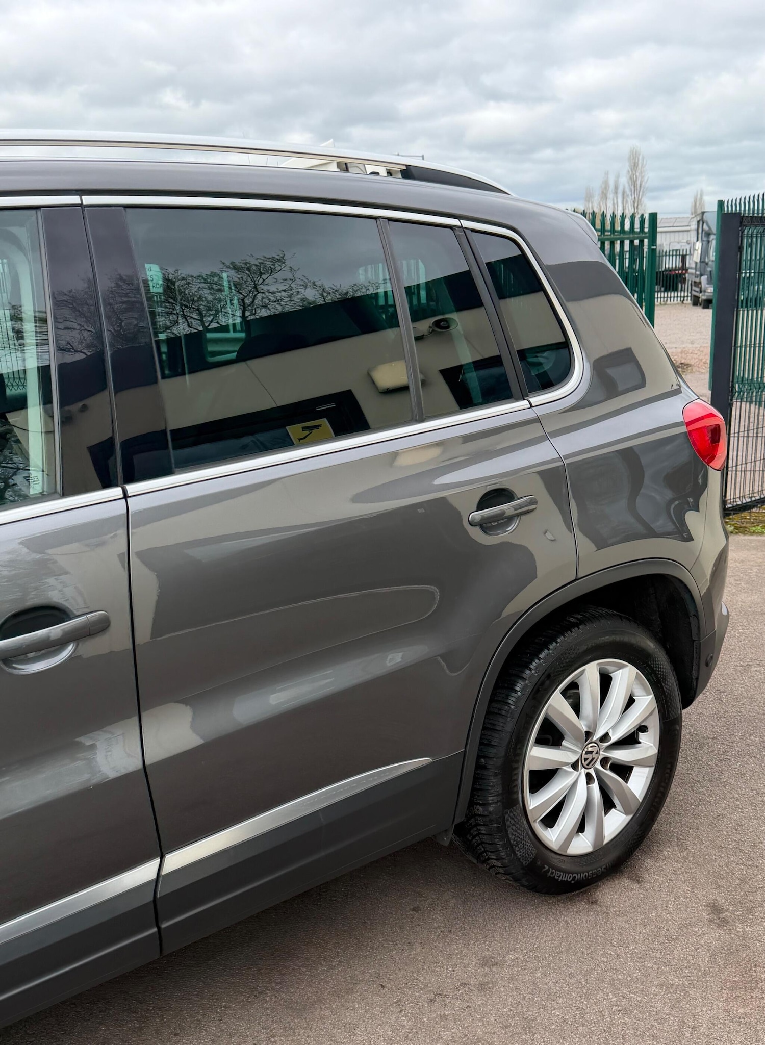 Used Volkswagen Tiguan for sale - 78115828: Photo 7