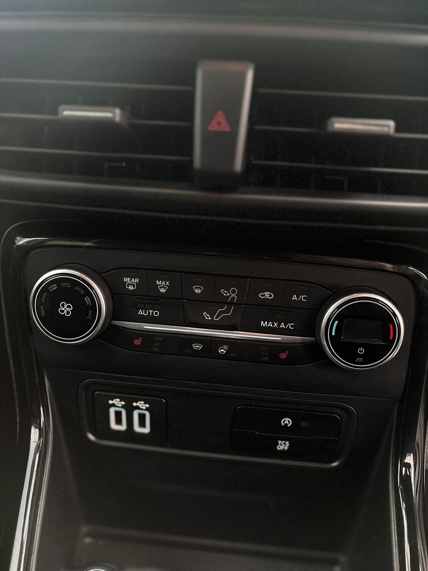 Used Ford Ecosport 2018 for sale - 77965373: Photo 28