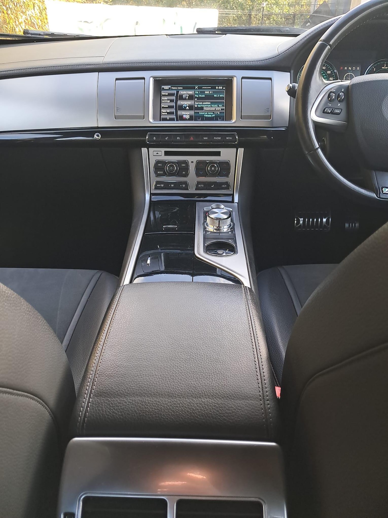 Used Jaguar XF 2014 for sale - 76348880: Photo 11