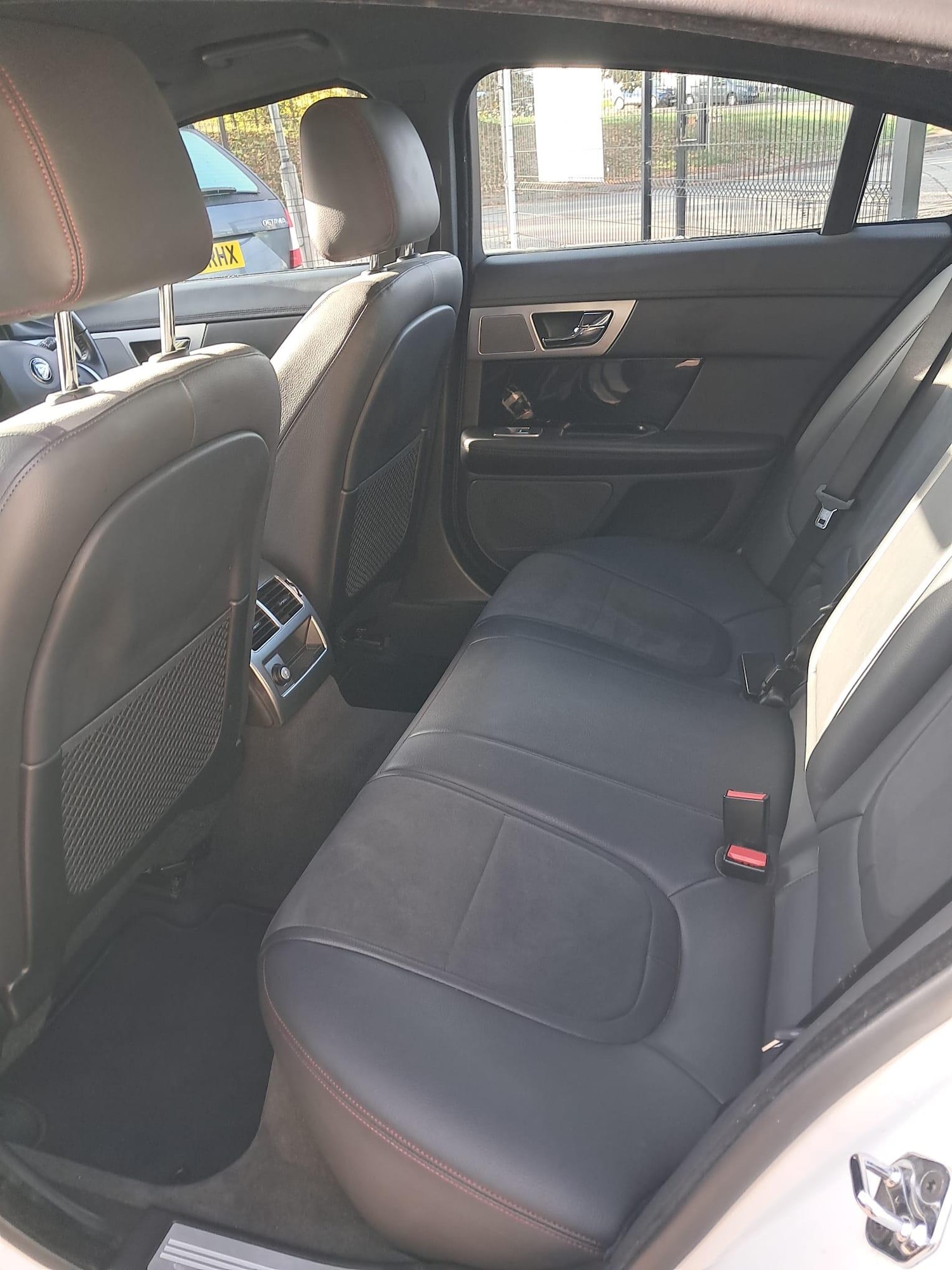 Used Jaguar XF 2014 for sale - 76348880: Photo 15