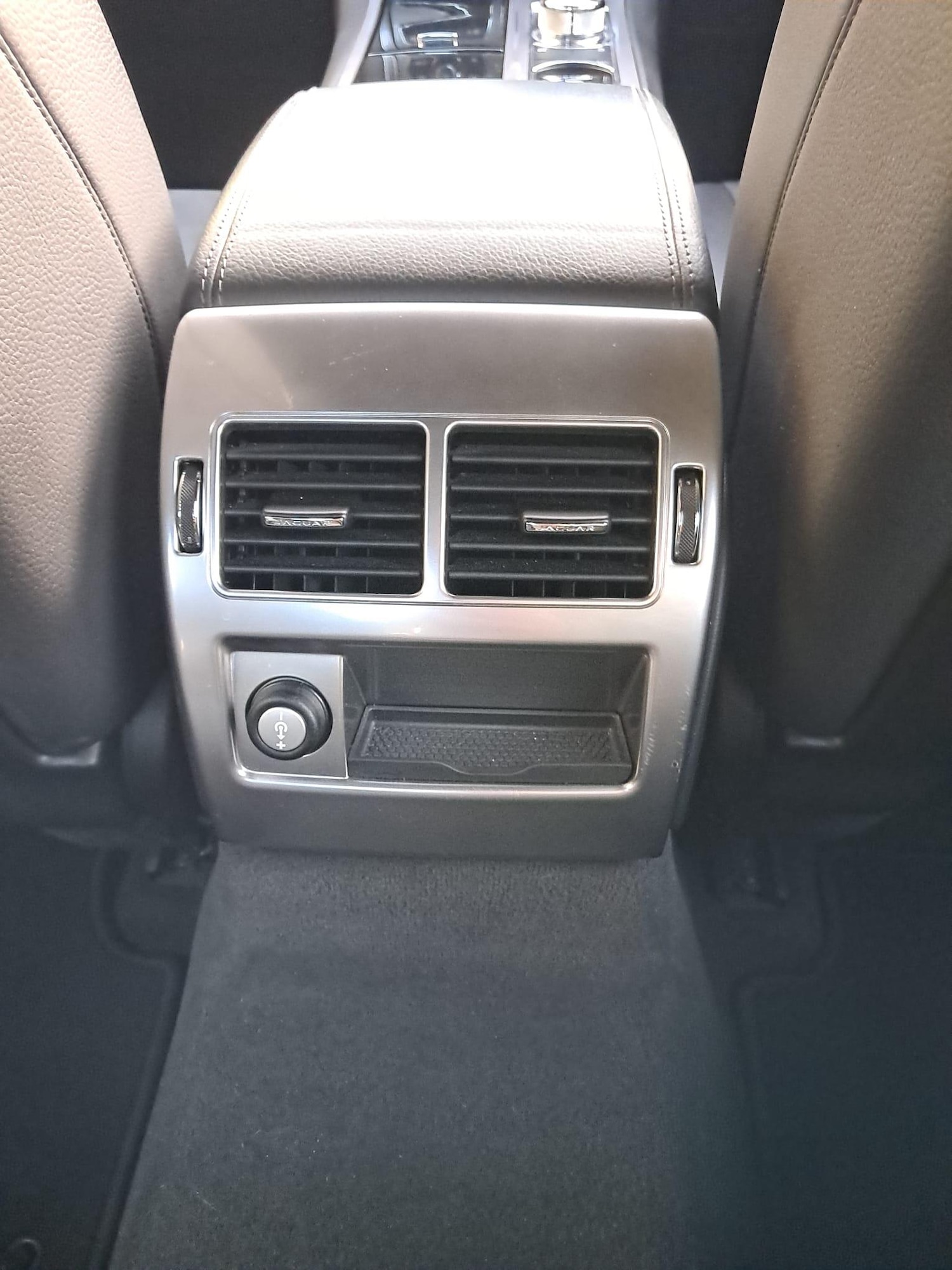 Used Jaguar XF 2014 for sale - 76348880: Photo 21