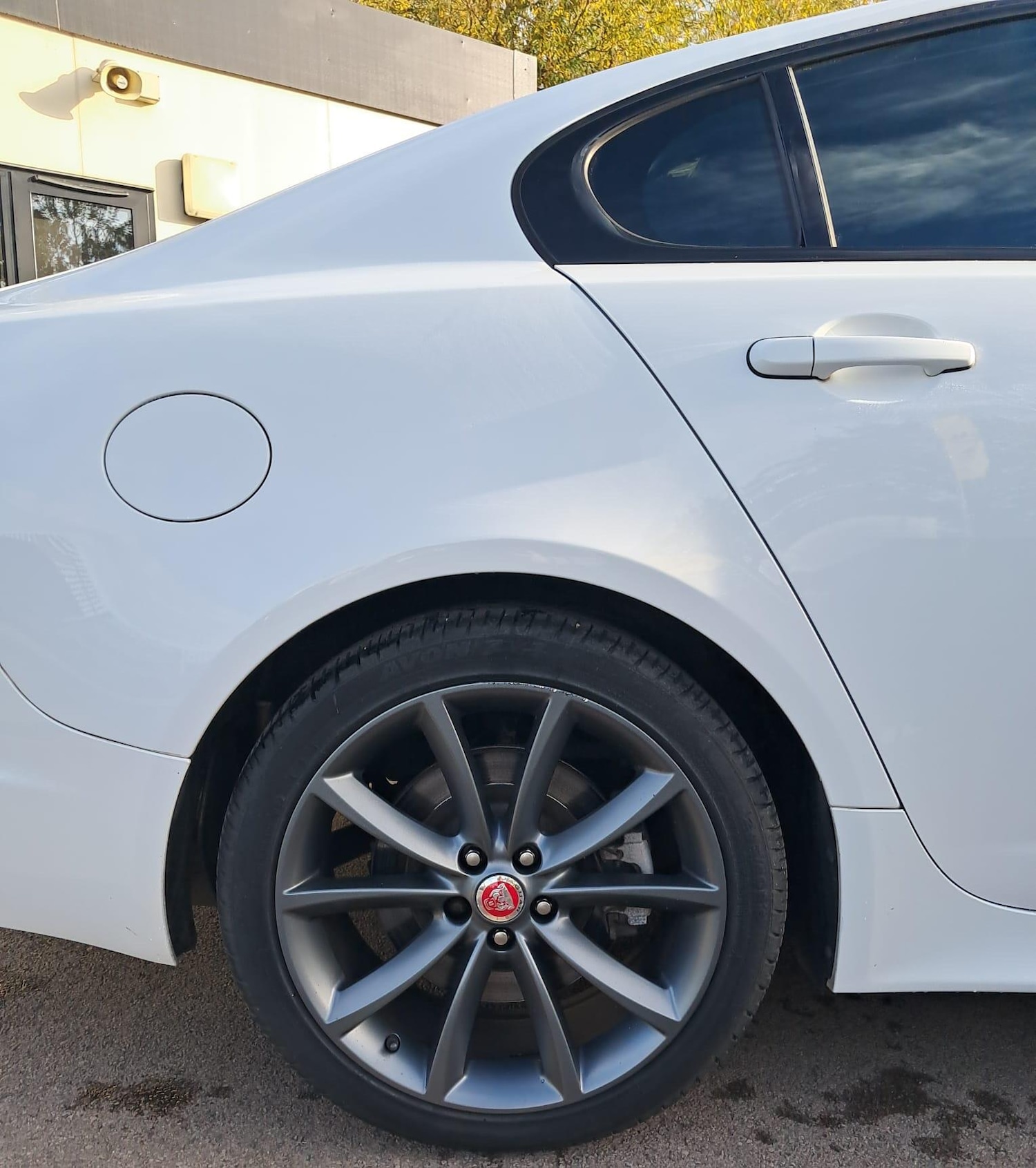 Used Jaguar XF 2014 for sale - 76348880: Photo 26