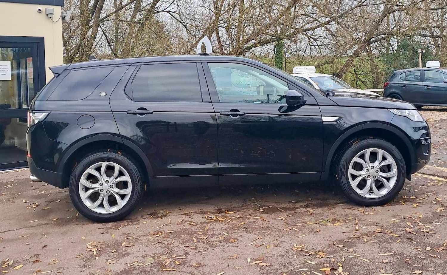 Used Land Rover Discovery 2017 for sale - 76633778: Photo 12