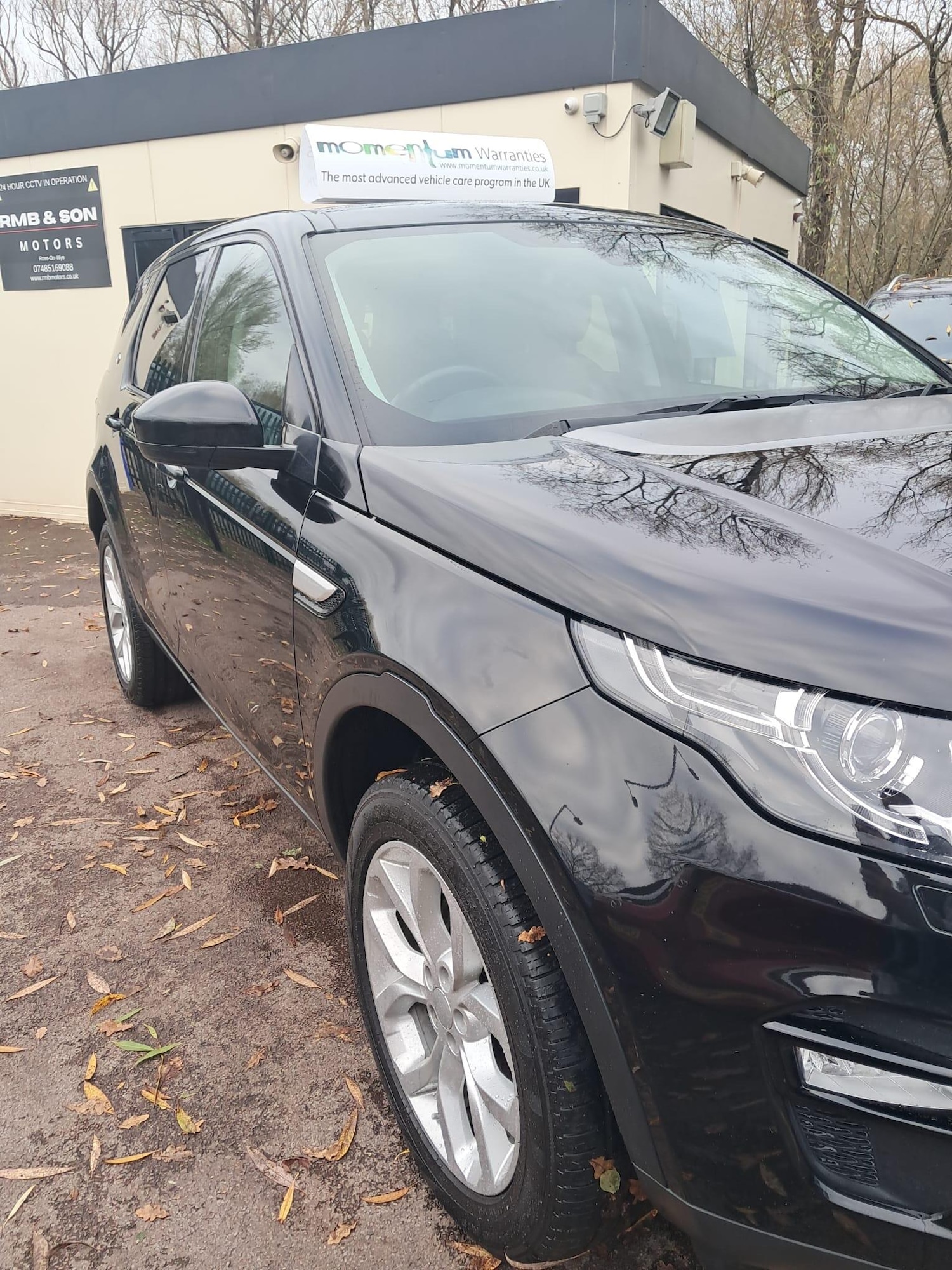 Used Land Rover Discovery 2017 for sale - 76633778: Photo 2