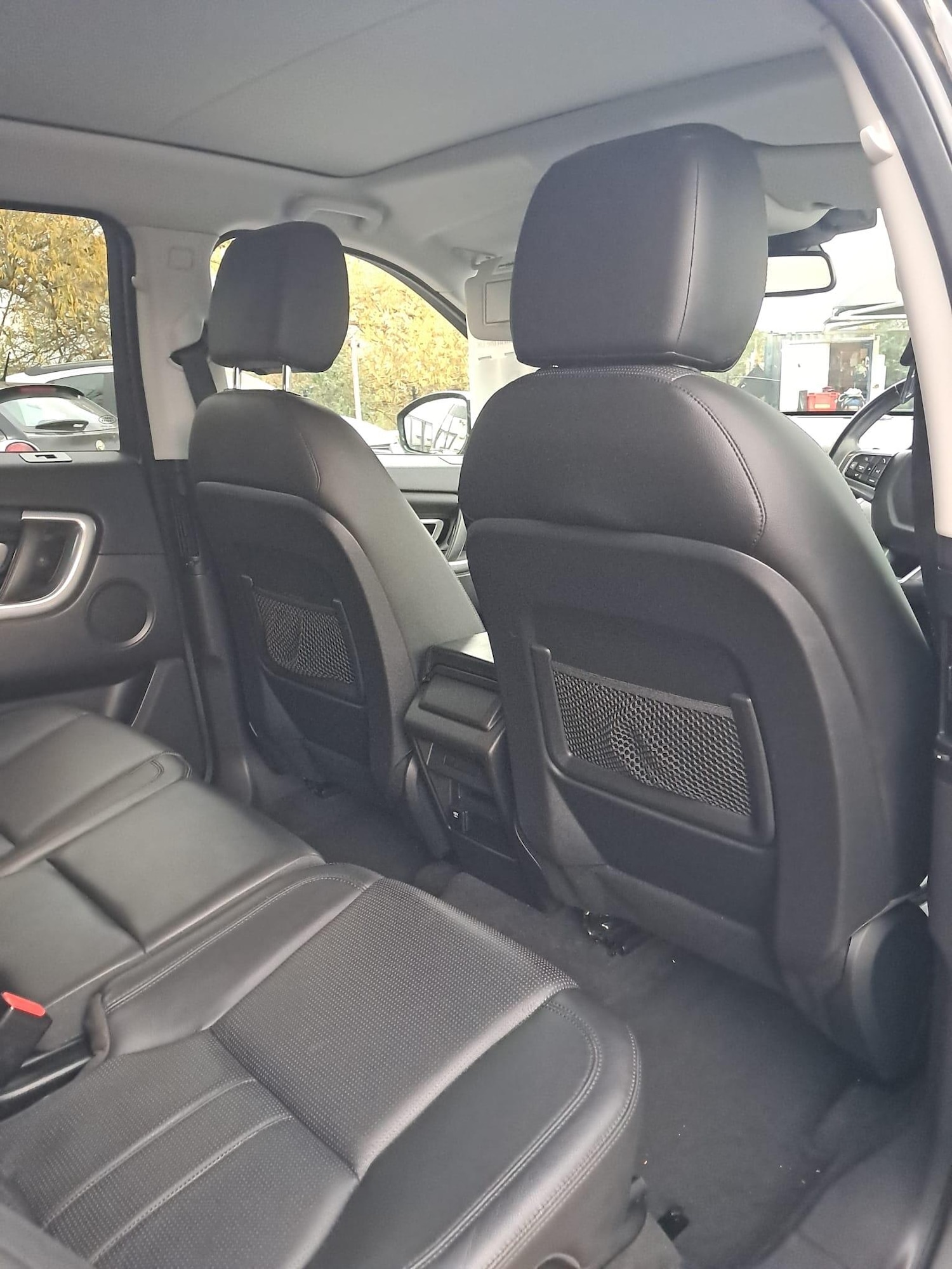 Used Land Rover Discovery 2017 for sale - 76633778: Photo 25