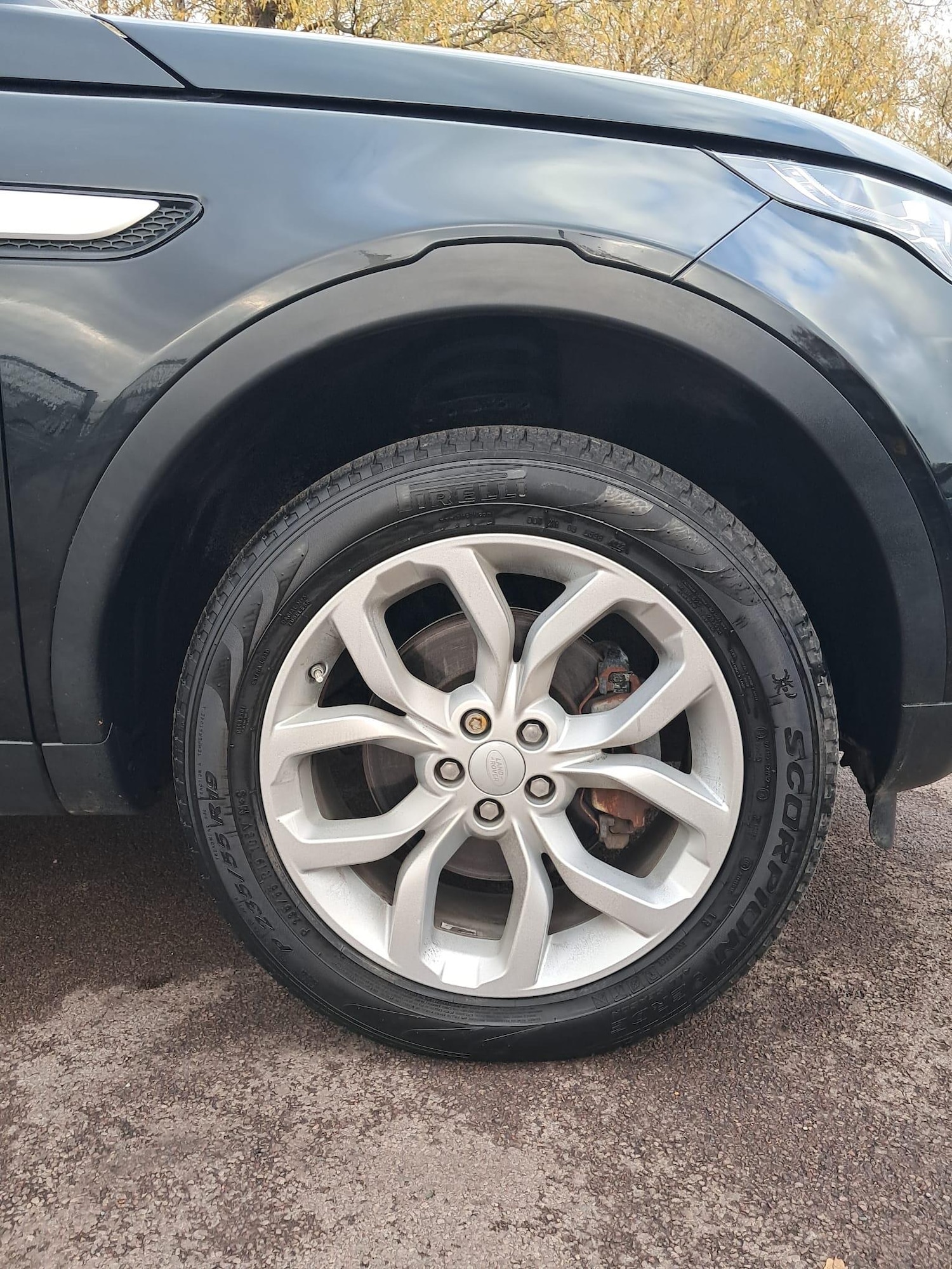 Used Land Rover Discovery 2017 for sale - 76633778: Photo 35