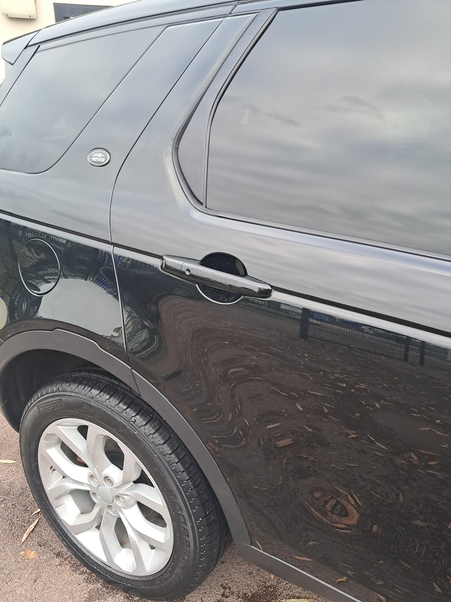 Used Land Rover Discovery 2017 for sale - 76633778: Photo 59