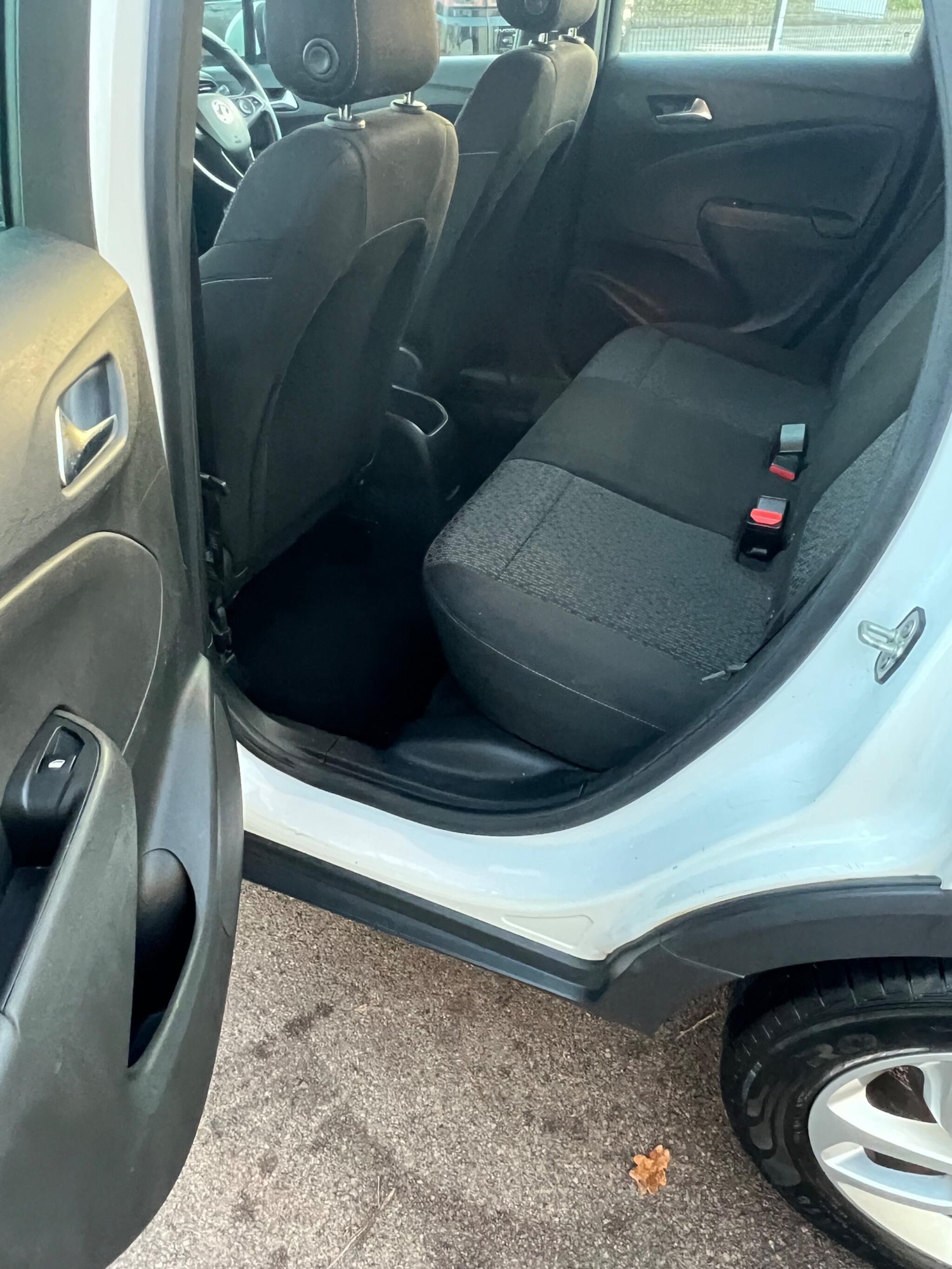 Used Vauxhall Crossland X 2018 for sale - 76701035: Photo 21