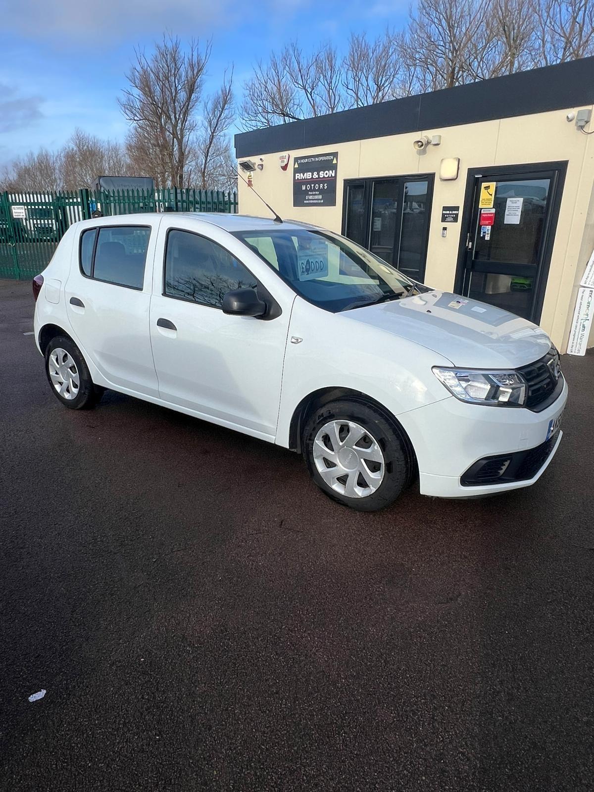 Used Dacia Sandero 2018 for sale - 77320558: Photo 2