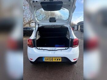 Used Dacia Sandero 2018 for sale - 77320558: Photo