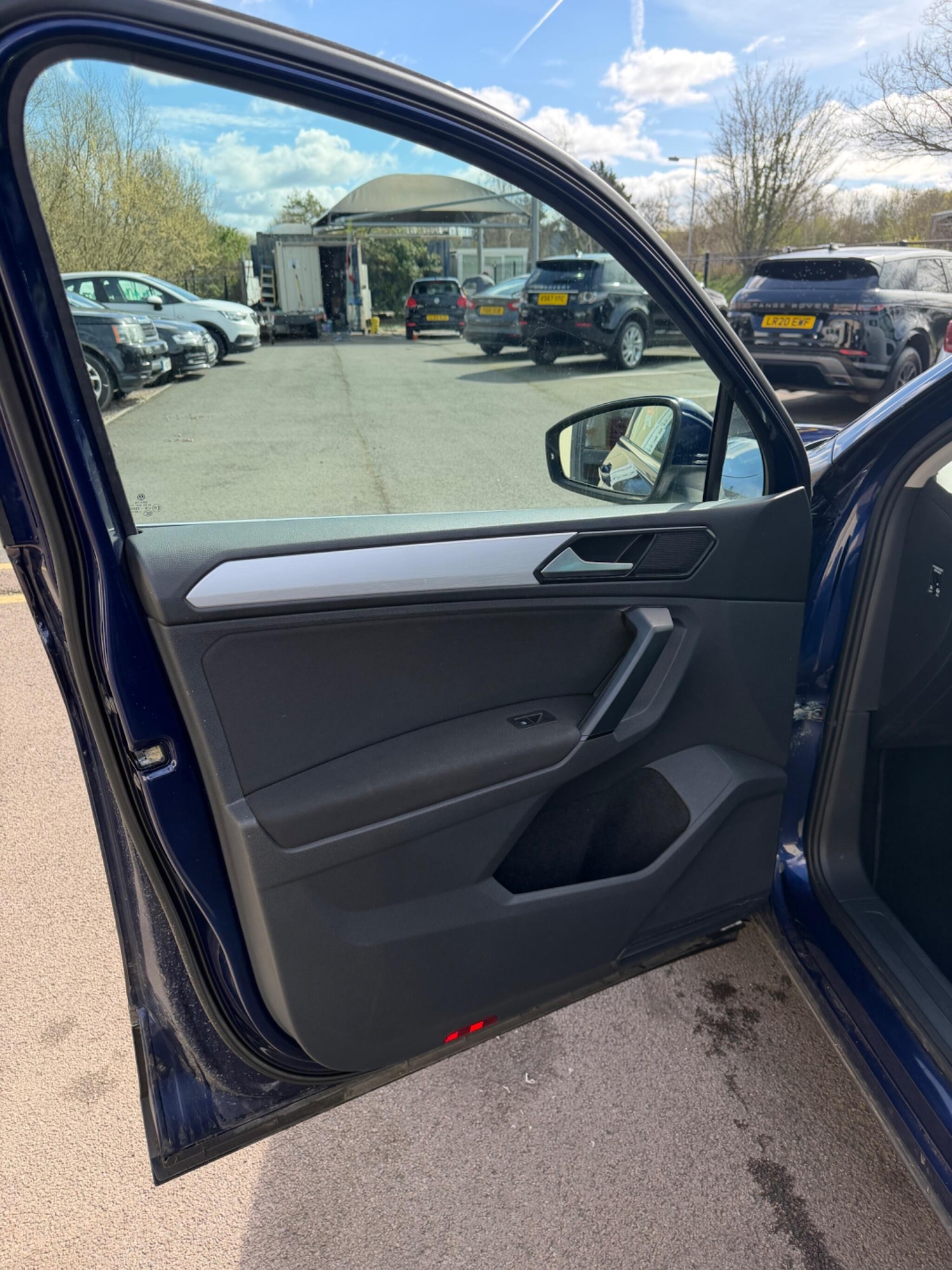 Used Volkswagen Tiguan 2017 for sale - 78033710: Photo 31