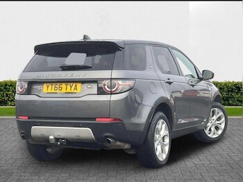 Used Land Rover Discovery Sport 2016 for sale - 77216021: Photo