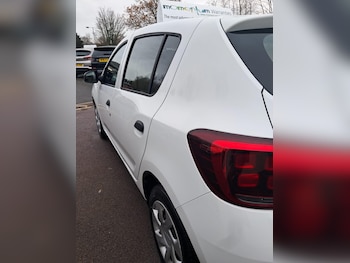 Used Dacia Sandero 2019 for sale - 77965375: Photo