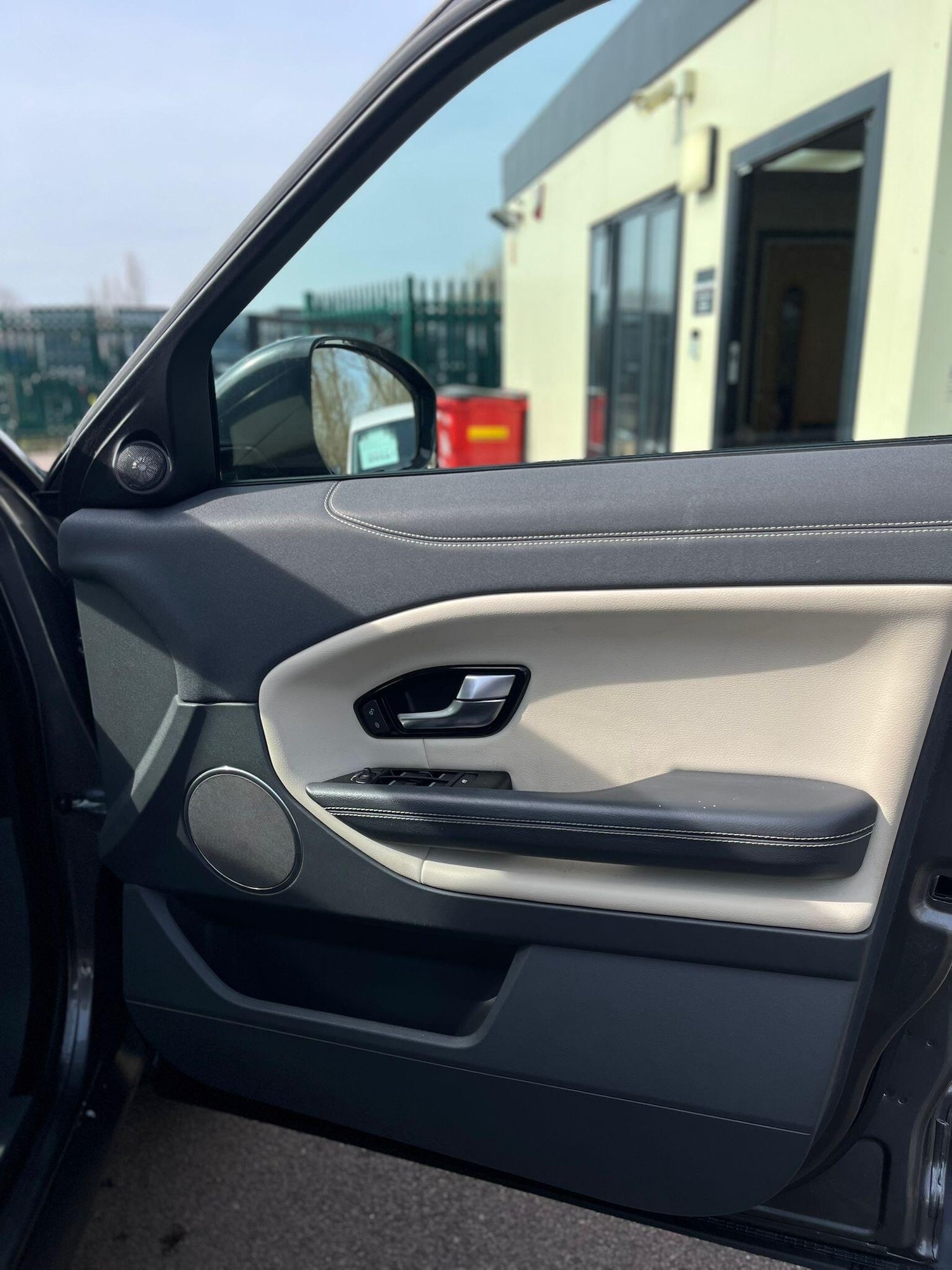 Used Land Rover Range Rover Evoque 2016 for sale - 77970599: Photo 30