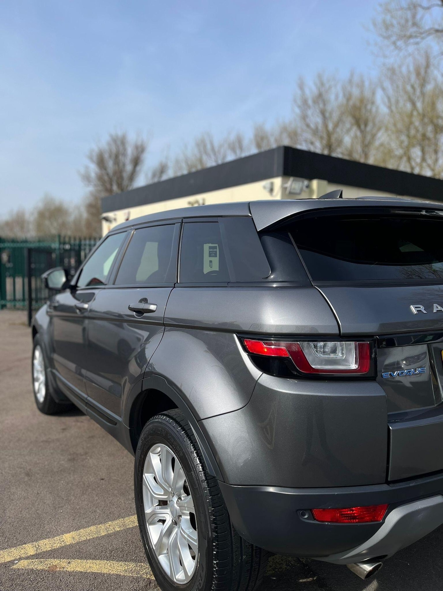 Used Land Rover Range Rover Evoque 2016 for sale - 77970599: Photo 8