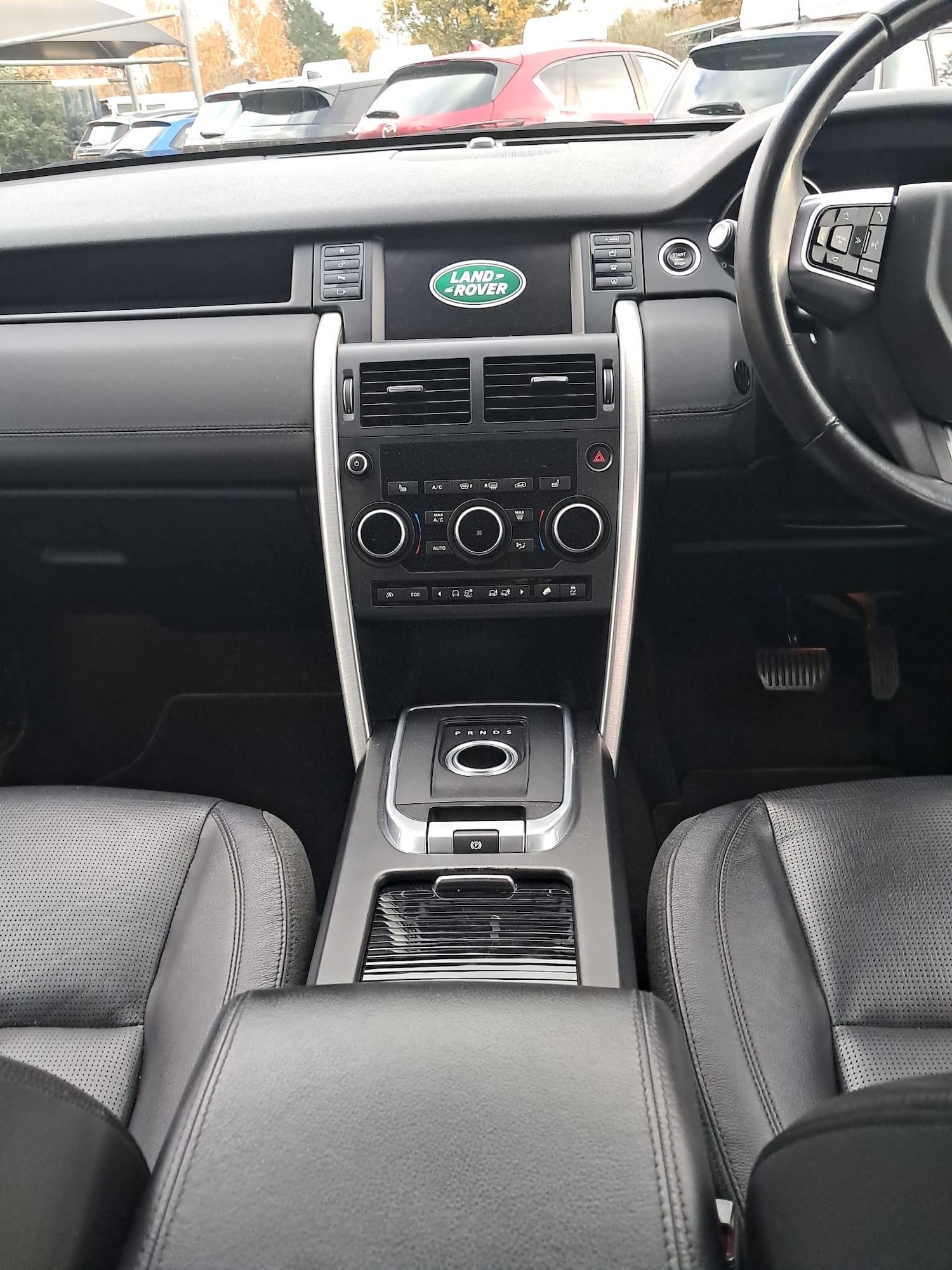 Used Land Rover Discovery Sport for sale - 76499328: Photo 17