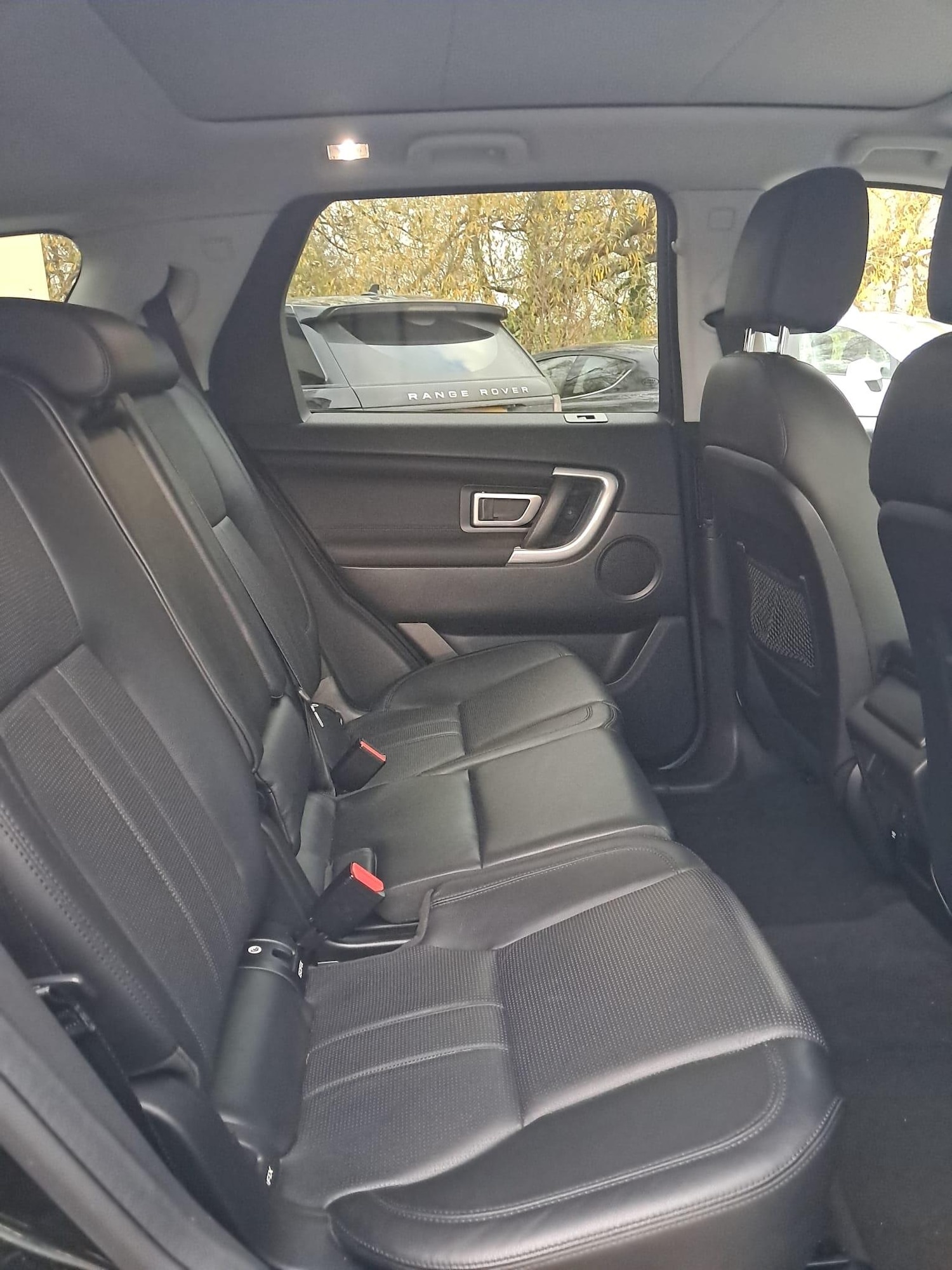 Used Land Rover Discovery Sport for sale - 76499328: Photo 23