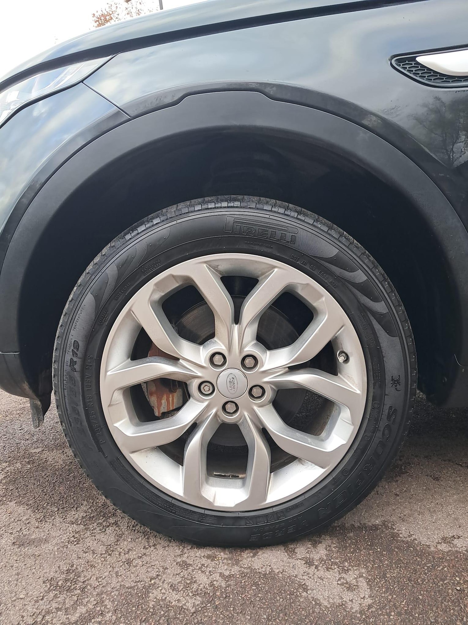 Used Land Rover Discovery Sport for sale - 76499328: Photo 33