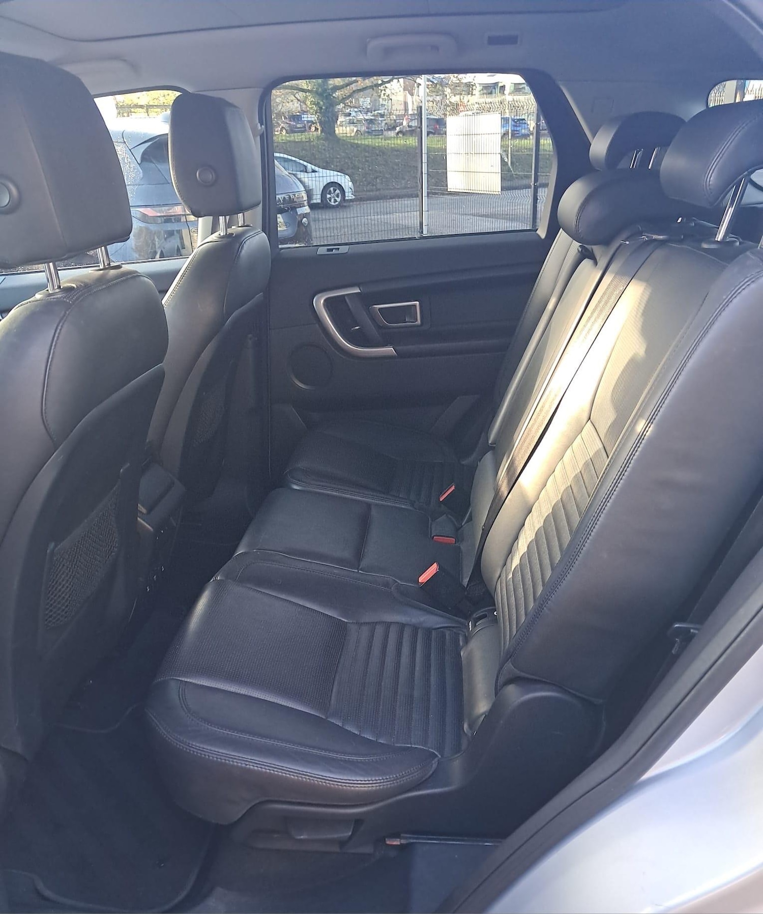 Used Land Rover Discovery Sport 2015 for sale - 76990561: Photo 27