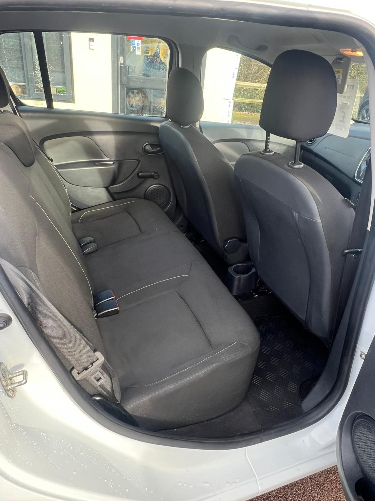 Used Dacia Sandero 2018 for sale - 77965368: Photo 11