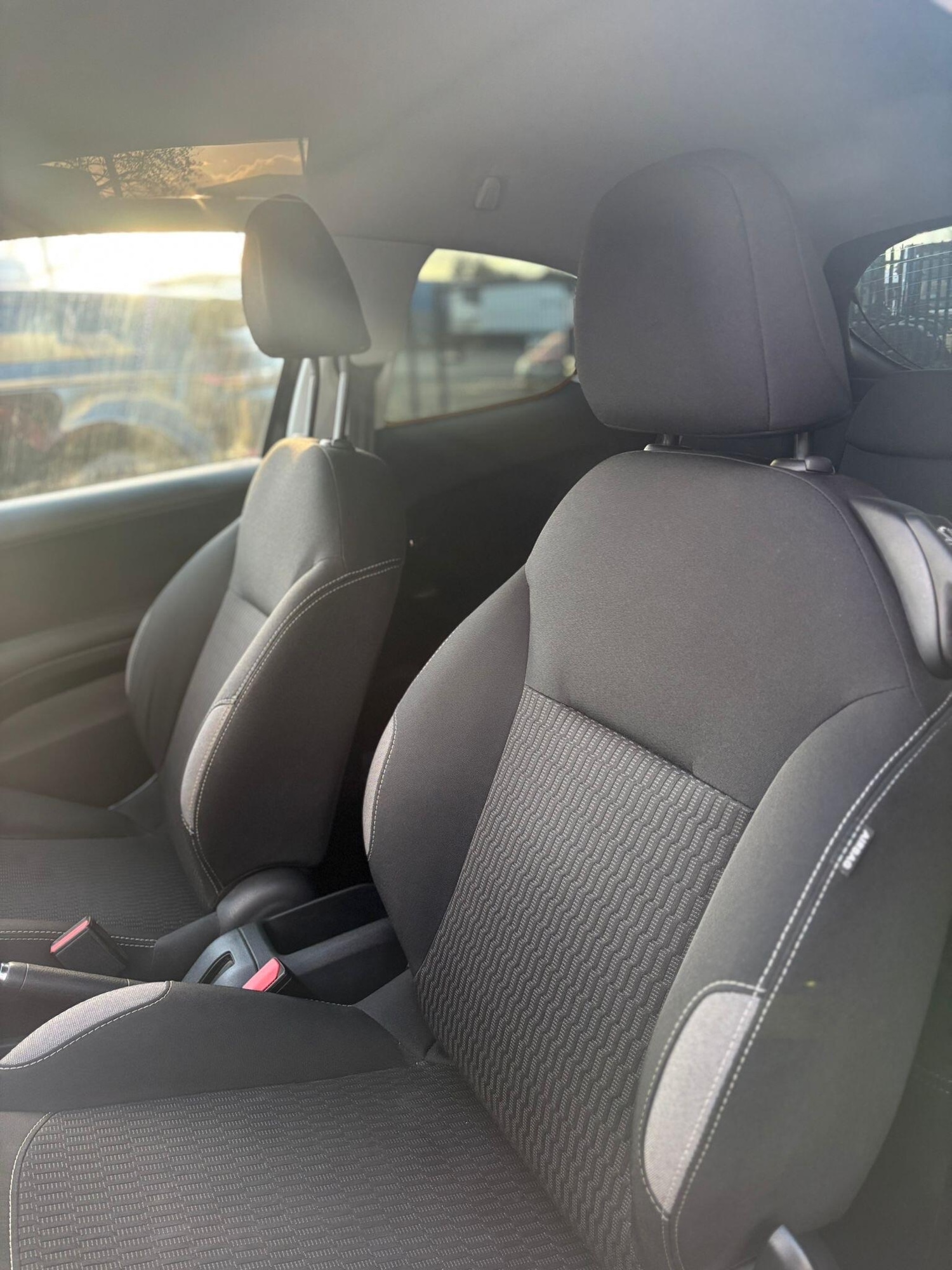 Used Peugeot 208 2016 for sale - 76690023: Photo 29