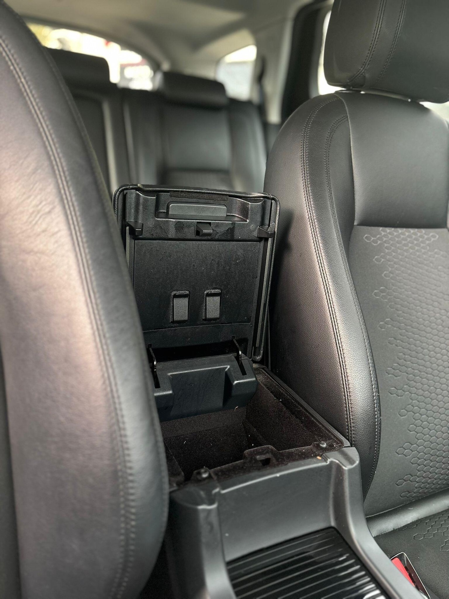 Used Land Rover Discovery Sport 2016 for sale - 76990143: Photo 11