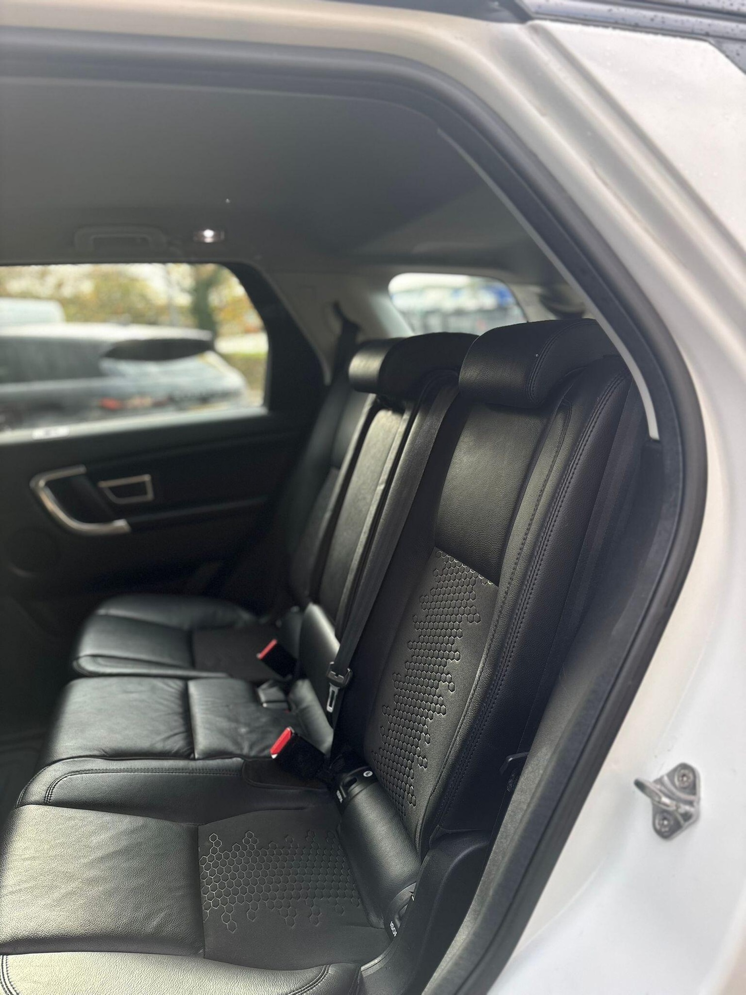 Used Land Rover Discovery Sport 2016 for sale - 76990143: Photo 13