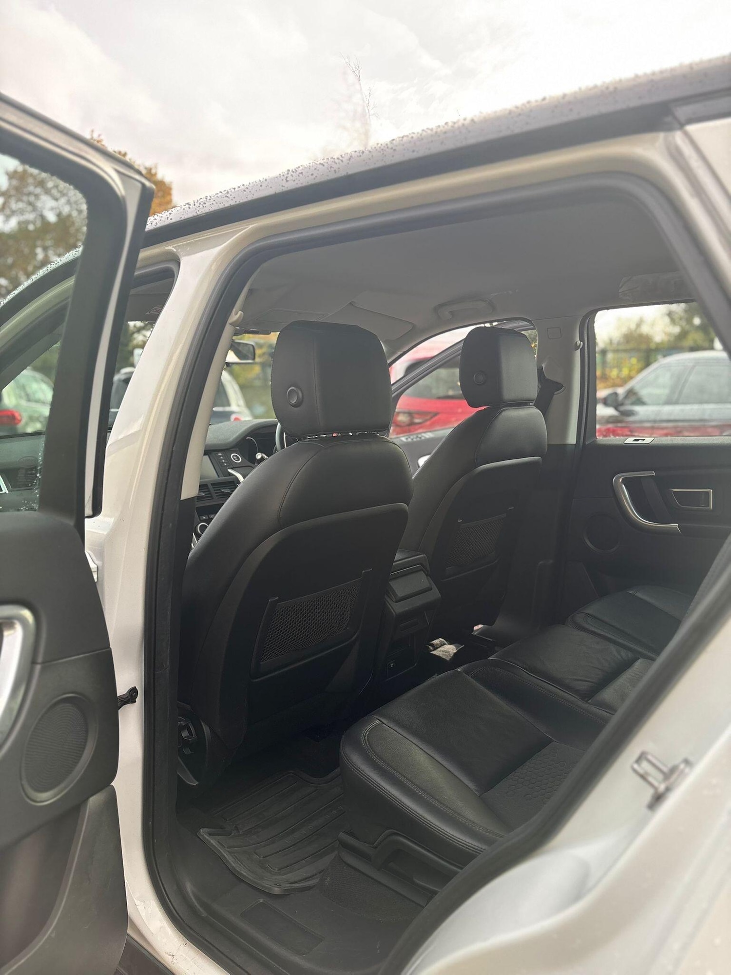 Used Land Rover Discovery Sport 2016 for sale - 76990143: Photo 14