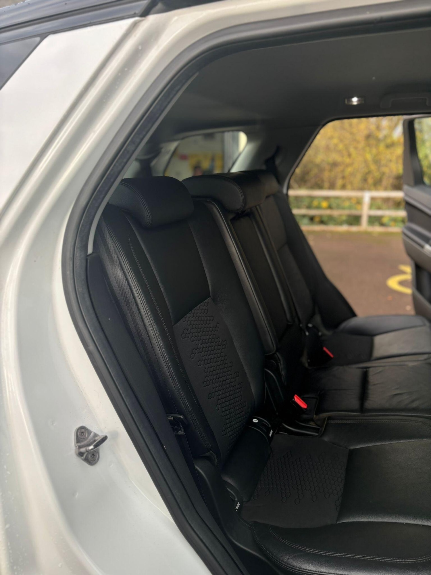 Used Land Rover Discovery Sport 2016 for sale - 76990143: Photo 15