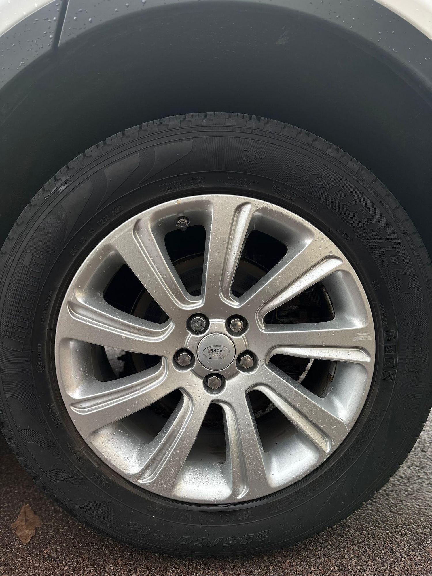 Used Land Rover Discovery Sport 2016 for sale - 76990143: Photo 23