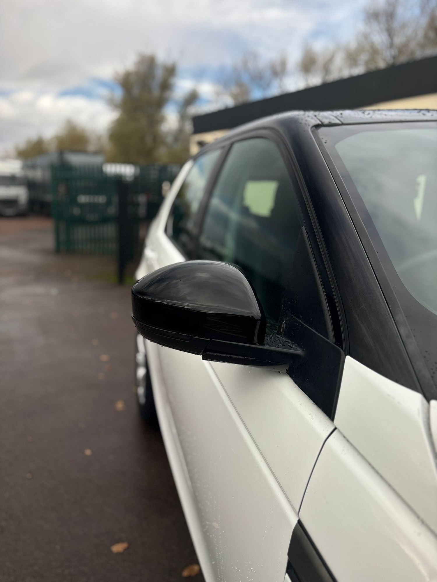 Used Land Rover Discovery Sport 2016 for sale - 76990143: Photo 32