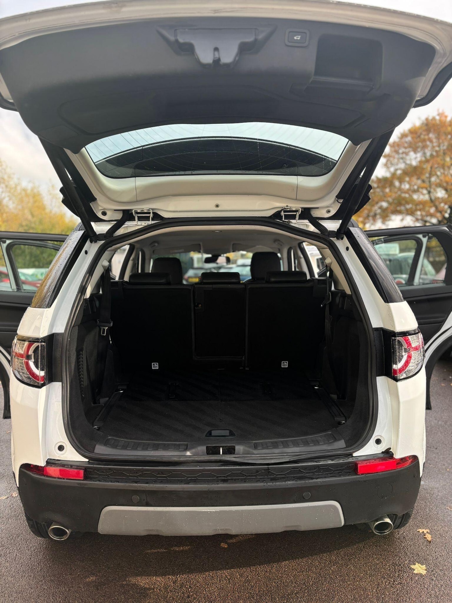 Used Land Rover Discovery Sport 2016 for sale - 76990143: Photo 35