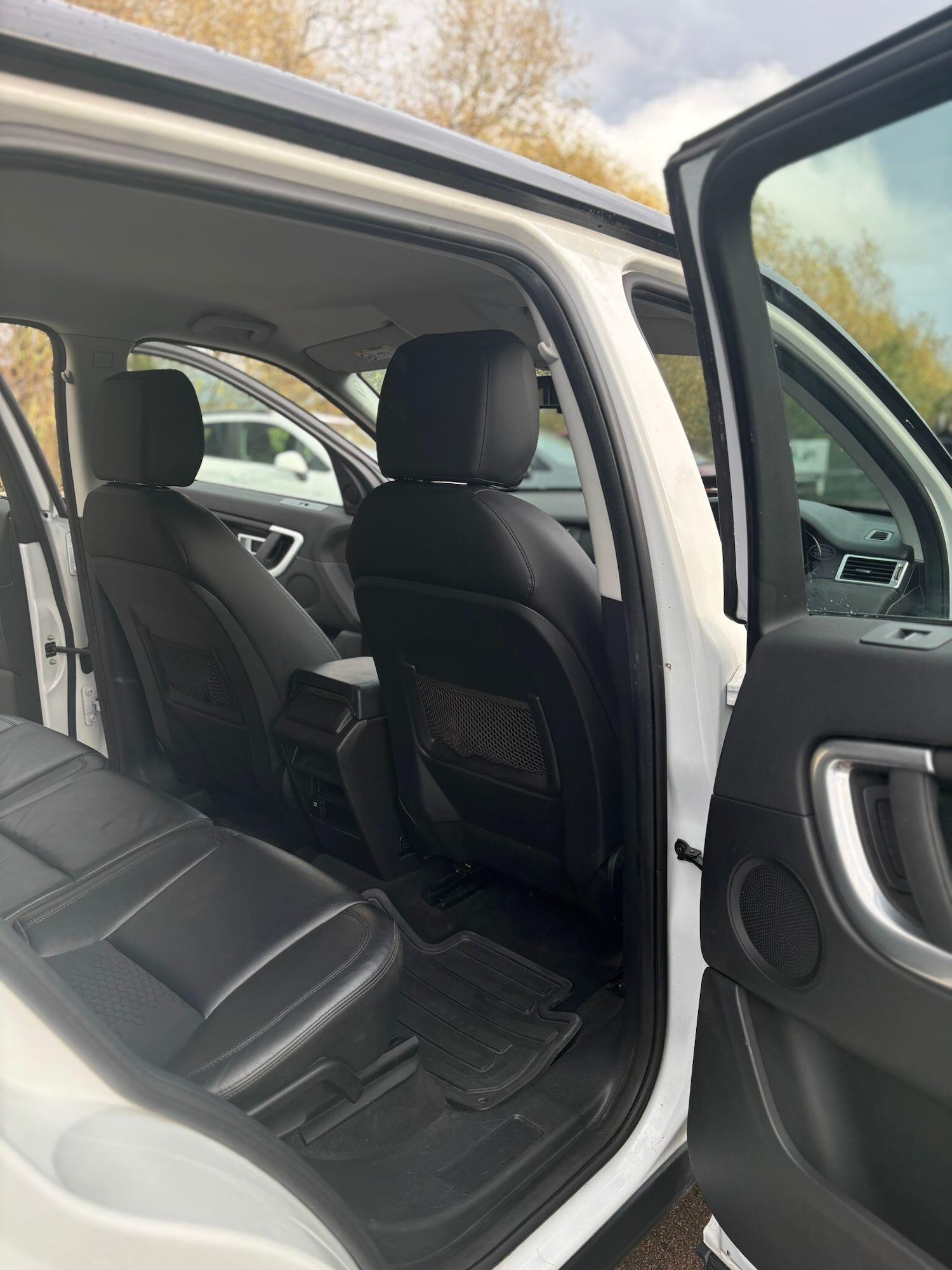 Used Land Rover Discovery Sport 2016 for sale - 76990143: Photo 45