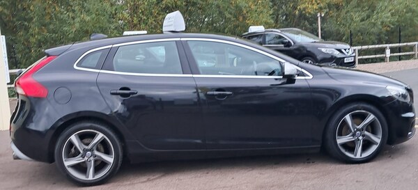 Used Volvo V40 2015 for sale - 76239081: Photo 10