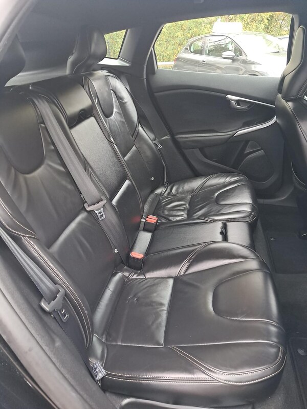 Used Volvo V40 2015 for sale - 76239081: Photo 23
