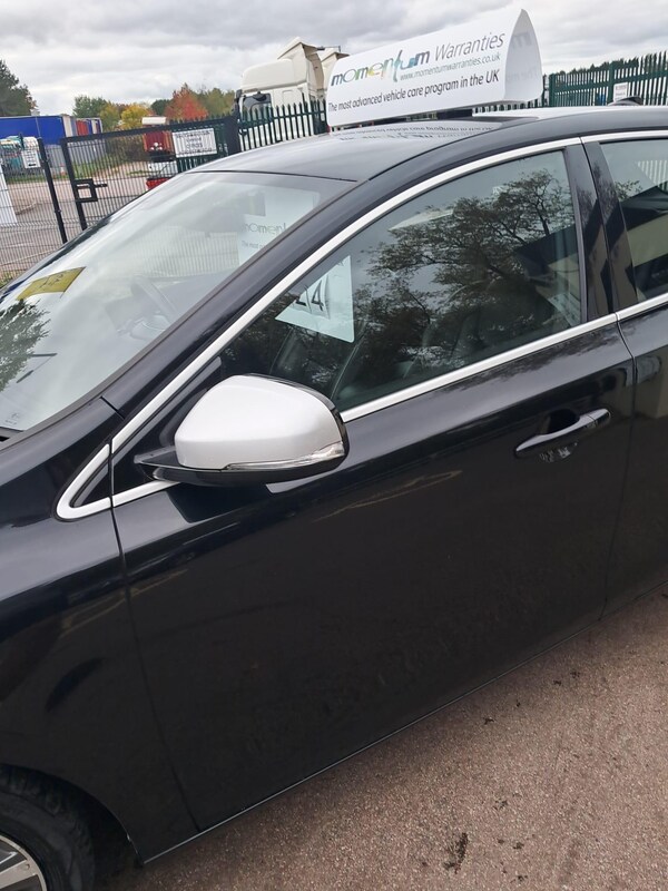 Used Volvo V40 2015 for sale - 76239081: Photo 35