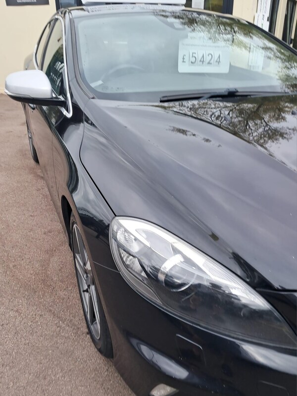 Used Volvo V40 2015 for sale - 76239081: Photo 41