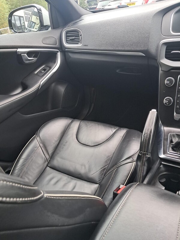 Used Volvo V40 2015 for sale - 76239081: Photo 46