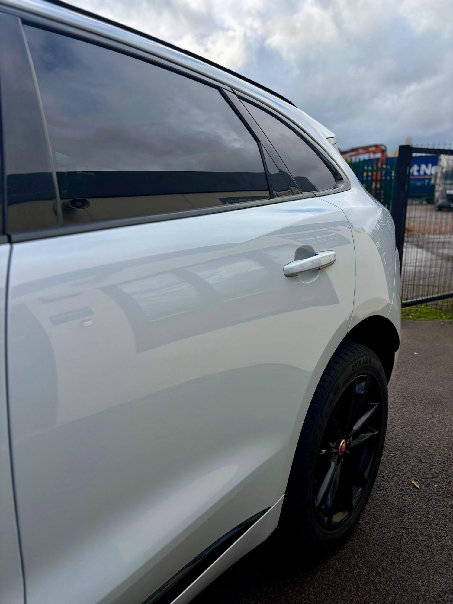 Used Jaguar F-Pace 2016 for sale - 76422865: Photo 16