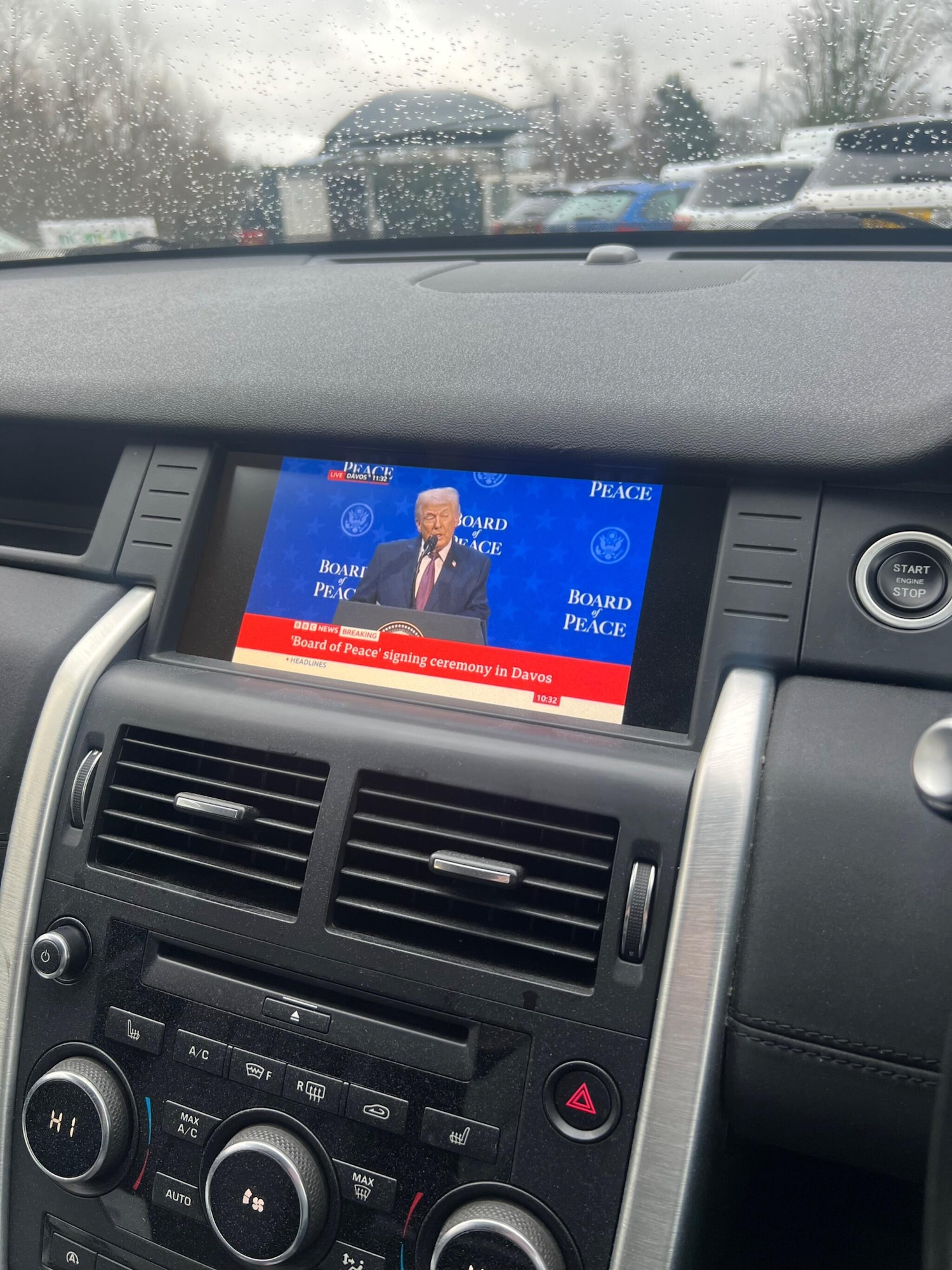 Used Land Rover Discovery Sport 2017 for sale - 77291061: Photo 9