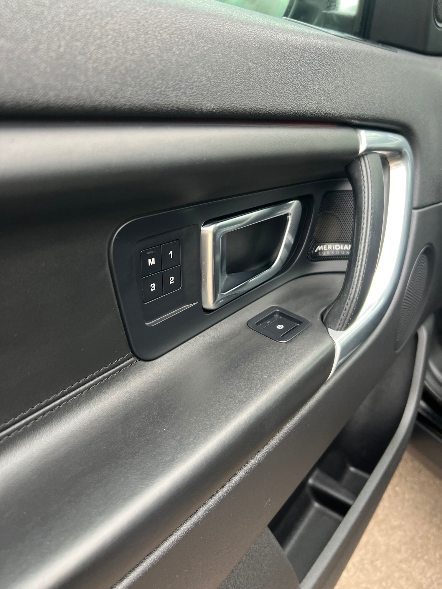 Used Land Rover Discovery Sport 2017 for sale - 77581554: Photo 21