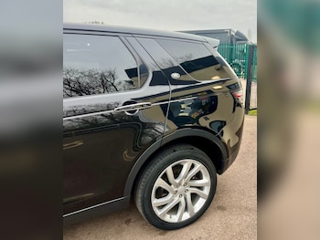 Used Land Rover Discovery Sport 2017 for sale - 77581554: Photo