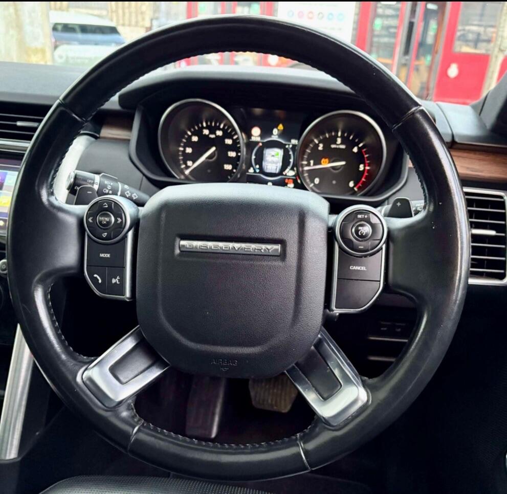 Used Land Rover Discovery 2017 for sale - 76965553: Photo 12